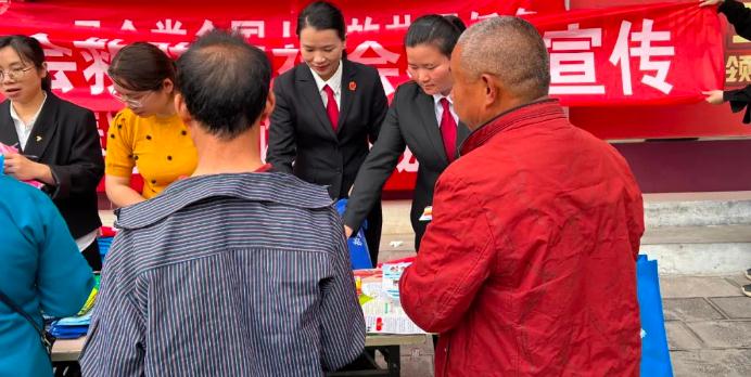 荔波法院：森林防火宣傳，防患于未“燃”