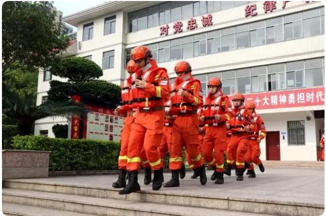 節(jié)日戰(zhàn)備不松懈，未雨綢繆保平安